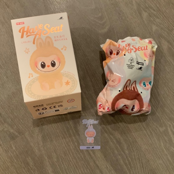 SEALED Authentic HAVE A SEAT VINYL PLUSH BLIND BOX - Purple Zizi Labubu - Picture 2 of 3